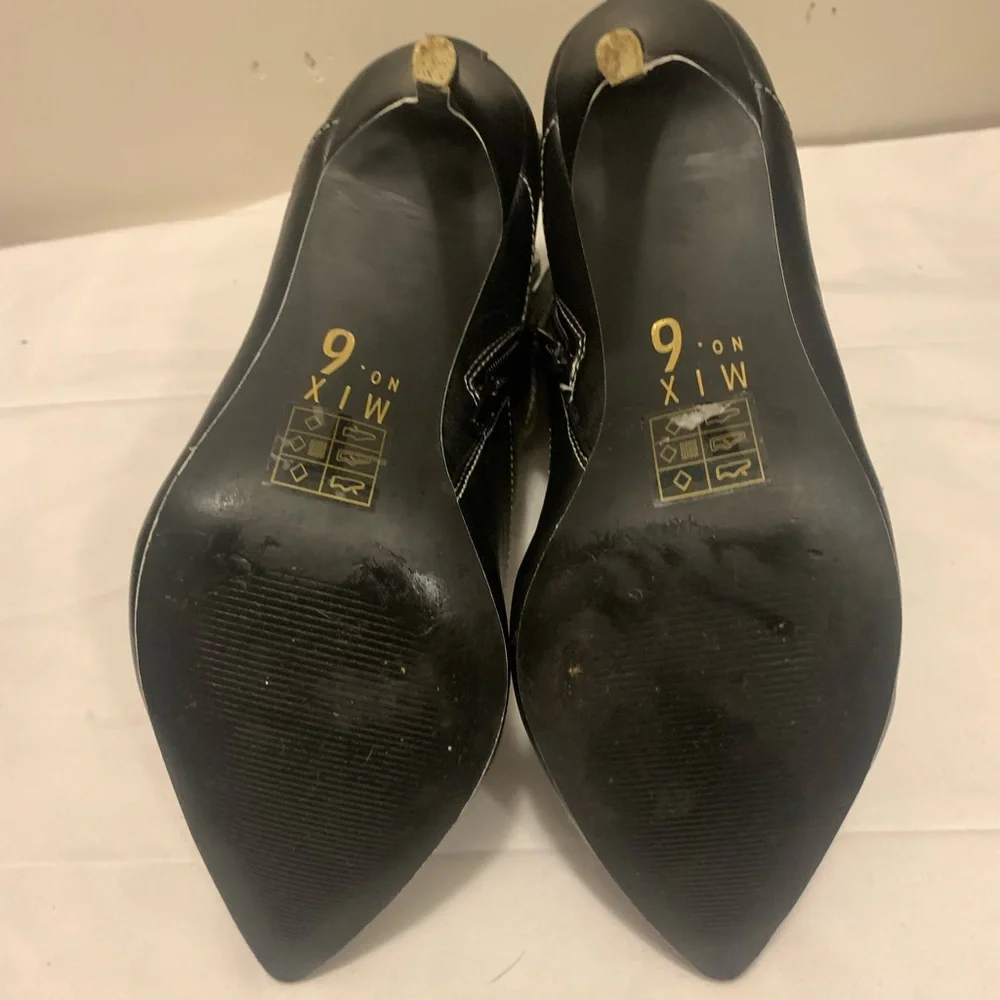 Black Lace-Up Stiletto Ankle Boots - Picture 4 of 4